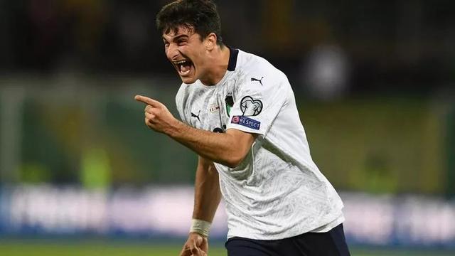 使她能够在 使她能够在